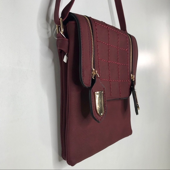 Merlot Crossbody Non Leather - Picture 4 of 8